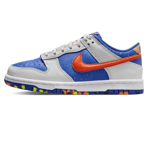 NEW NIKE kids dunk low splatter sneakers in photon dust/total orange-astronomy b - Picture 3 of 8